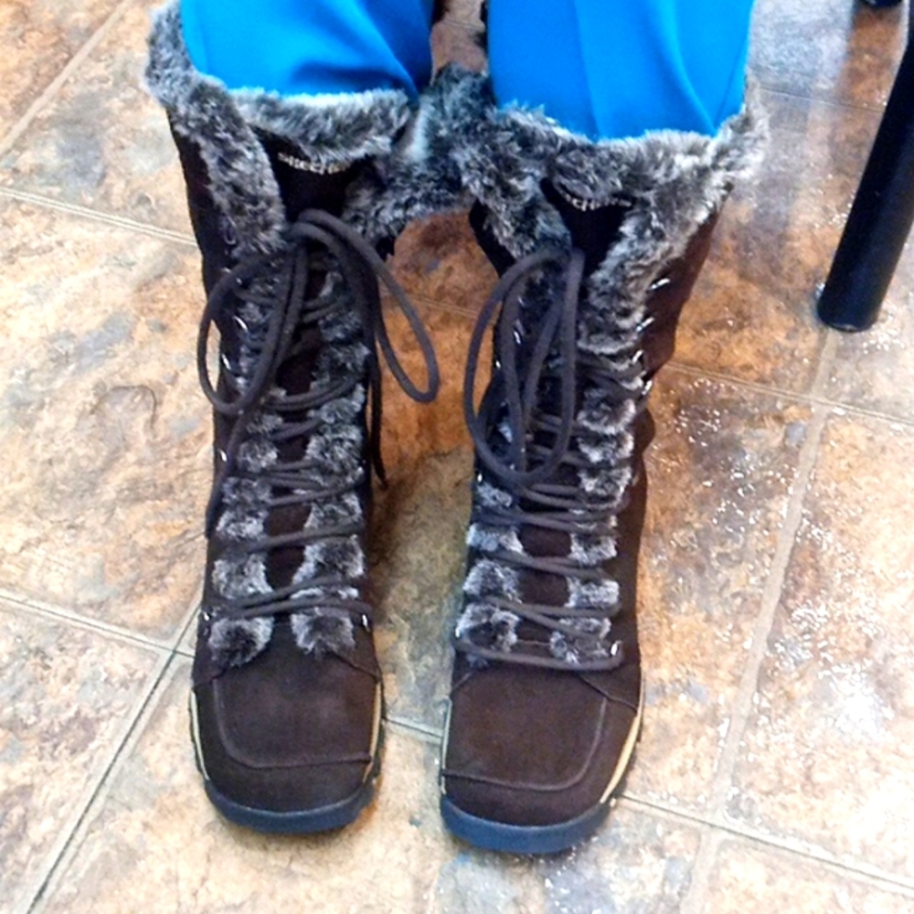 Skechers Grand Jams Unlimited Boots Suede Leather Fur size 9